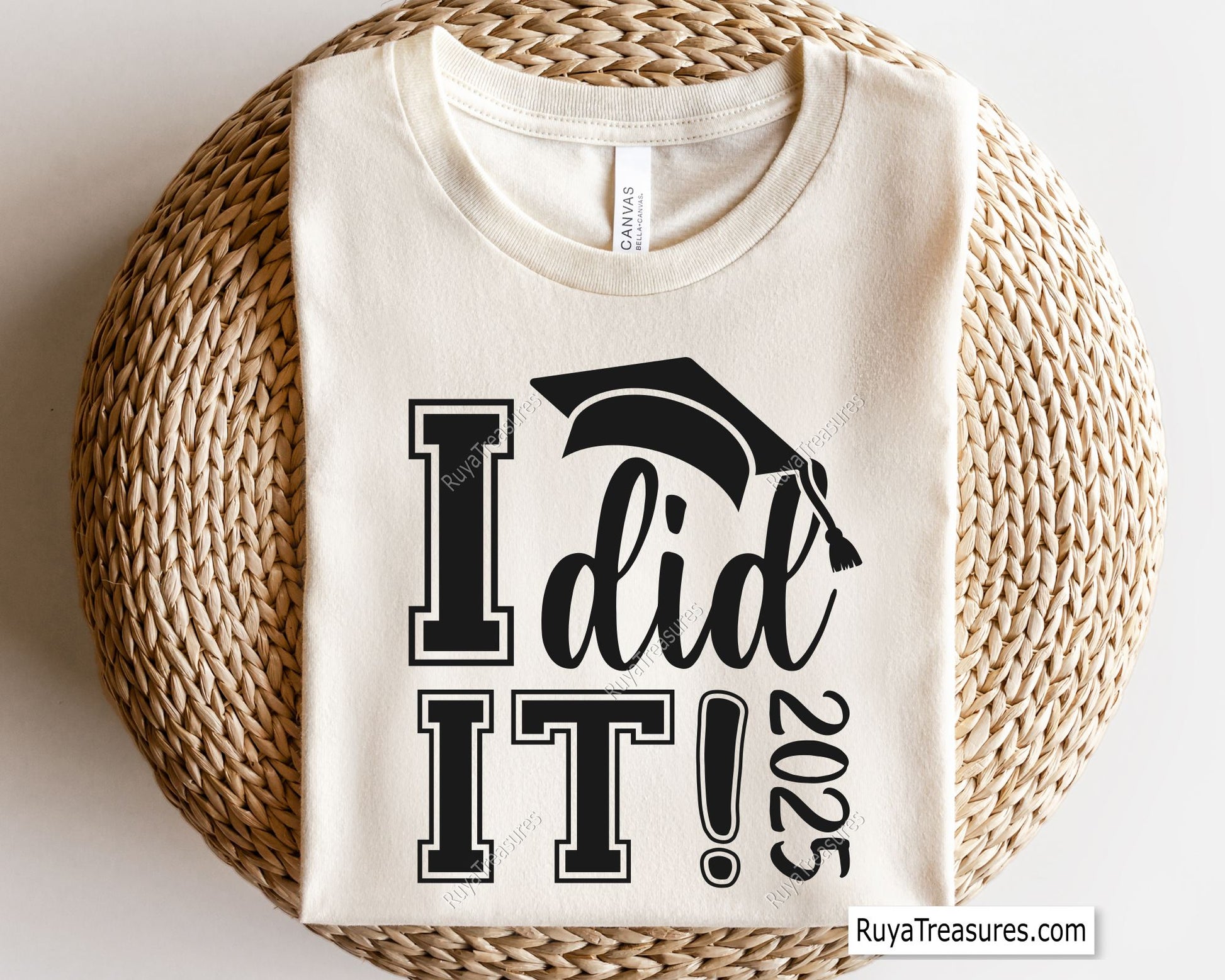 I Did It 2025 Svg png design, perfect for graduation celebrations and proud graduates