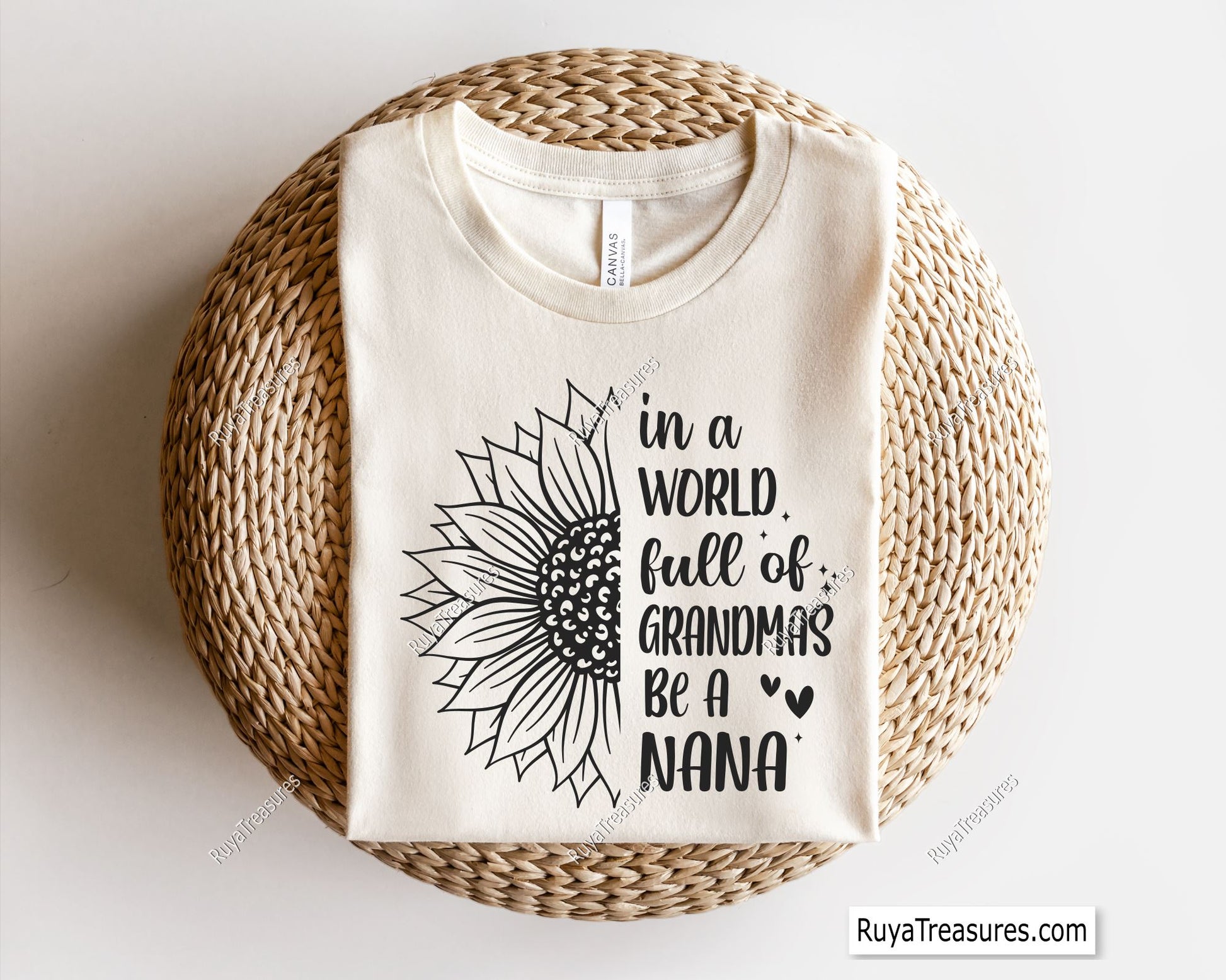 In A World Full Of Grandmas Be A Nana Svg 